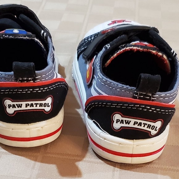 Boy's shoes size 8 - Picture 6 of 6